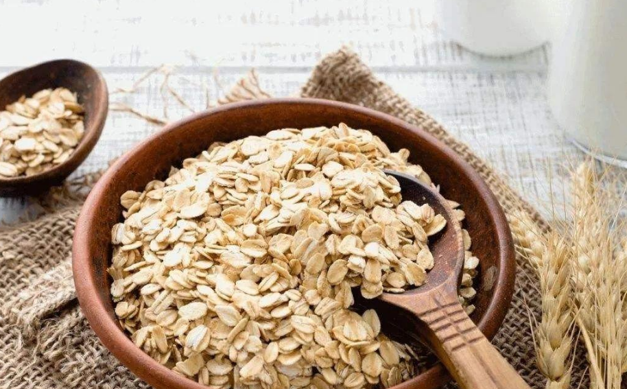 什么食材对狗狗来说是比较好的?给狗狗吃这6种食物,健康又养生 什么食材对狗狗来说是比较好的?给狗狗吃这6种食物,健康又养生
